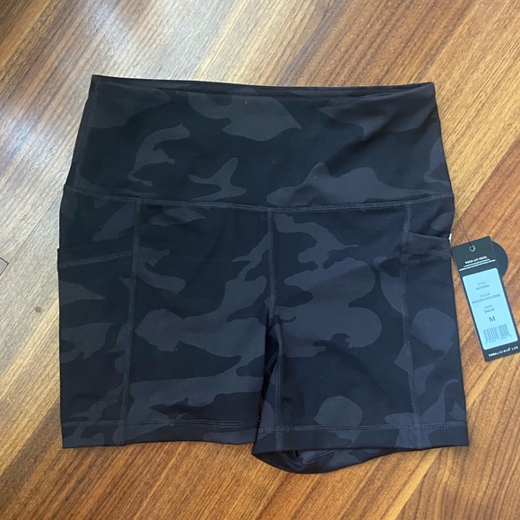 Yogalicious Pants - NWT Yogalicious Camo Bike Shorts